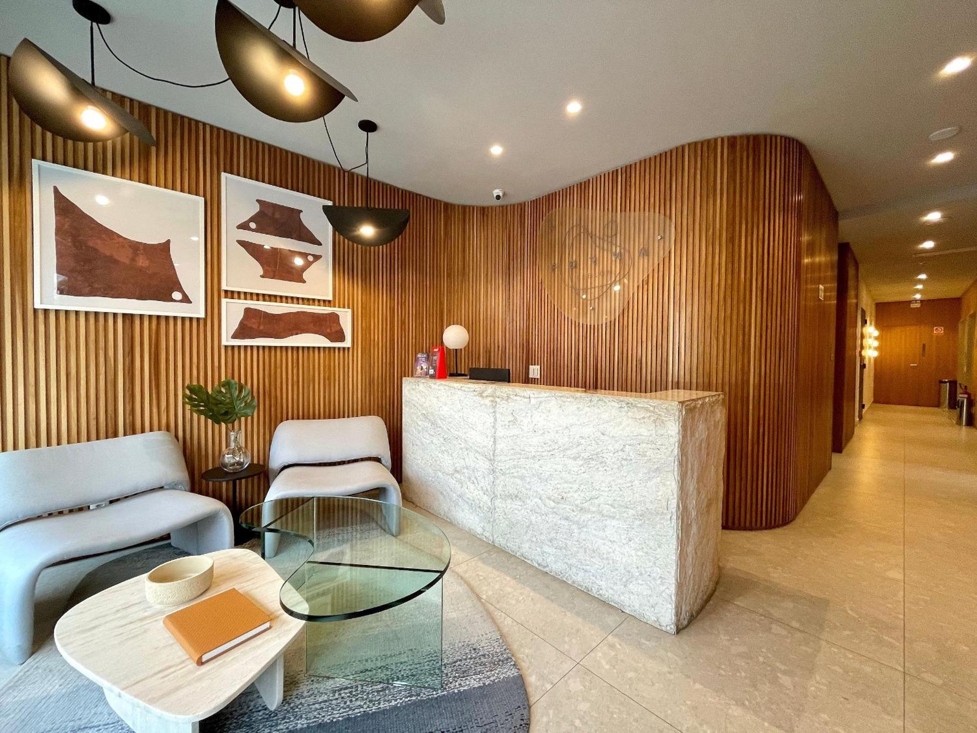 Leblon - Moderno Com Piscina E Academia. * Rio de Janeiro