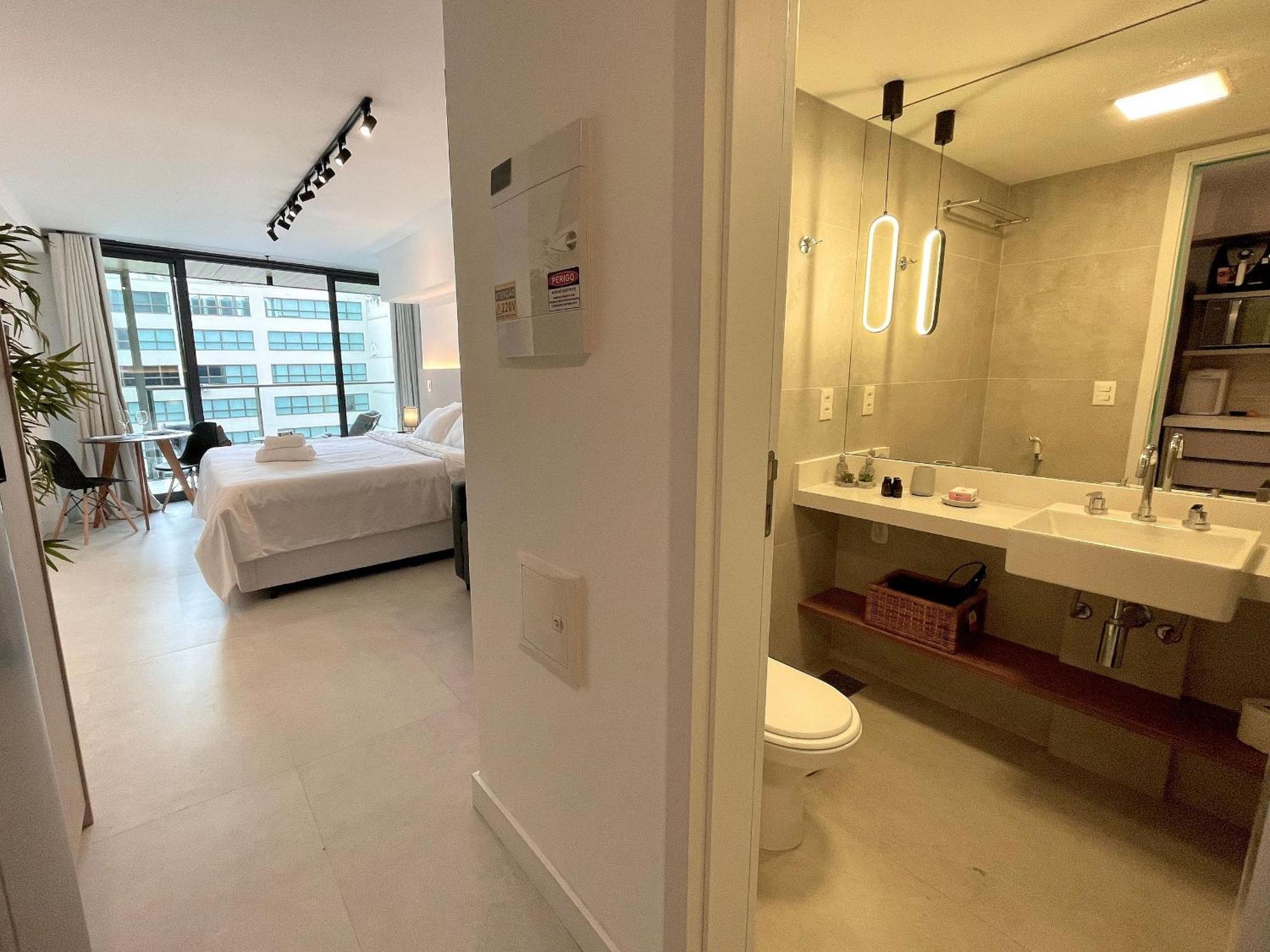 Leblon - Moderno Com Piscina E Academia. Apartamento