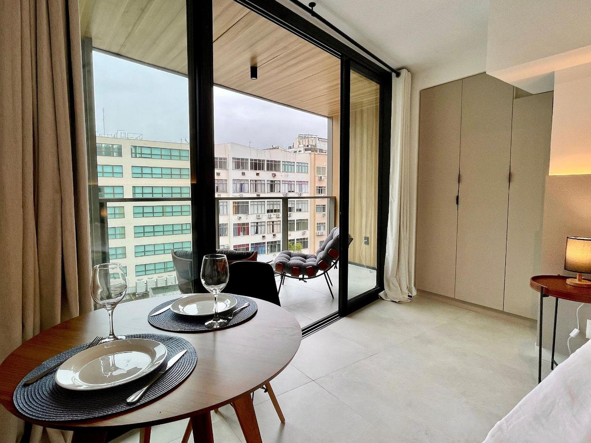 Leblon - Moderno Com Piscina E Academia. Apartamento *