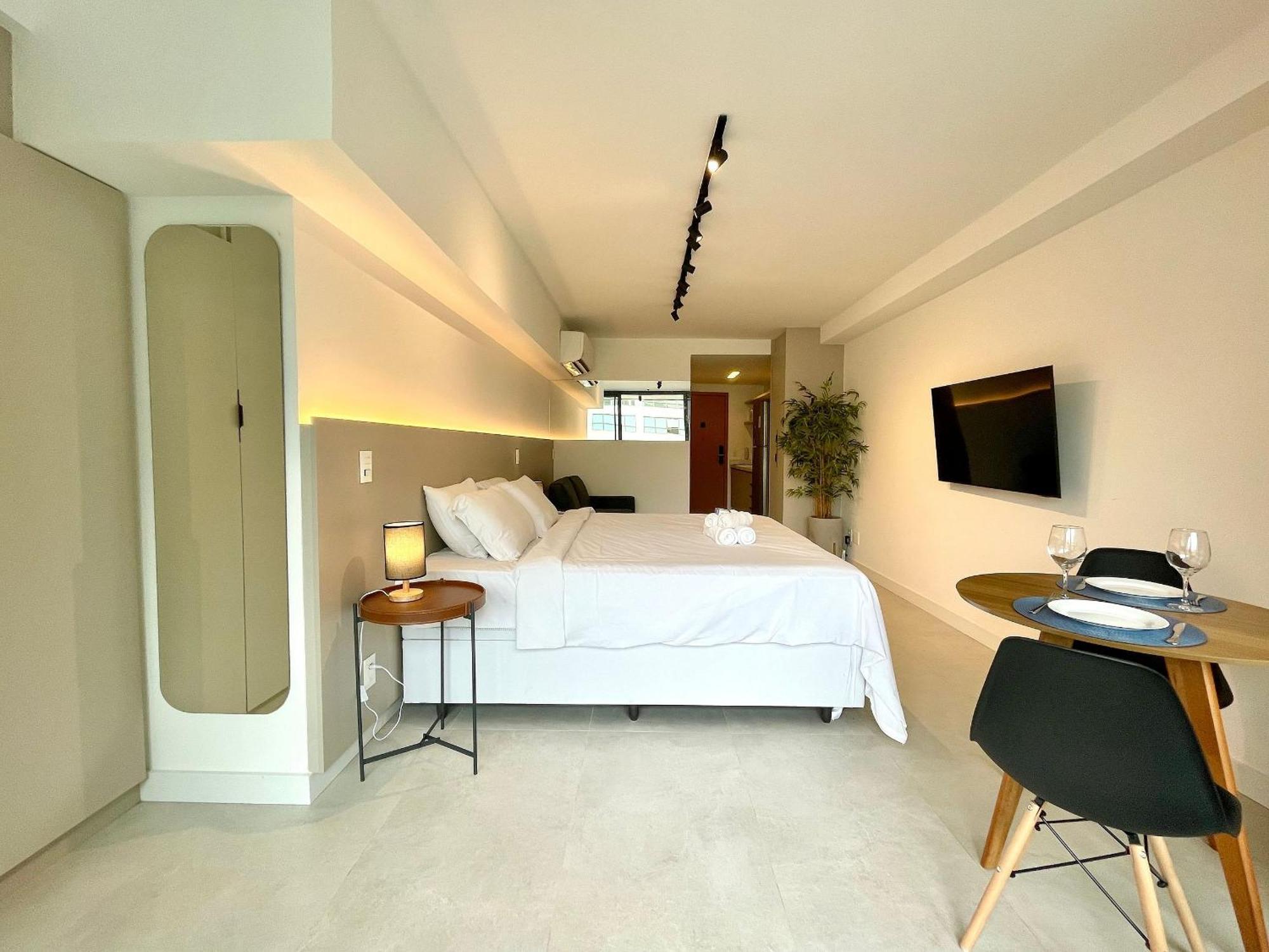Leblon - Moderno Com Piscina E Academia. Apartamento Rio de Janeiro